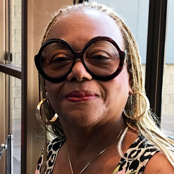 Headshot photo of Cardriner Bowden