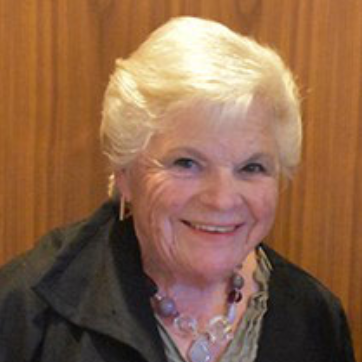 Headshot photo of Lynn Lucurell